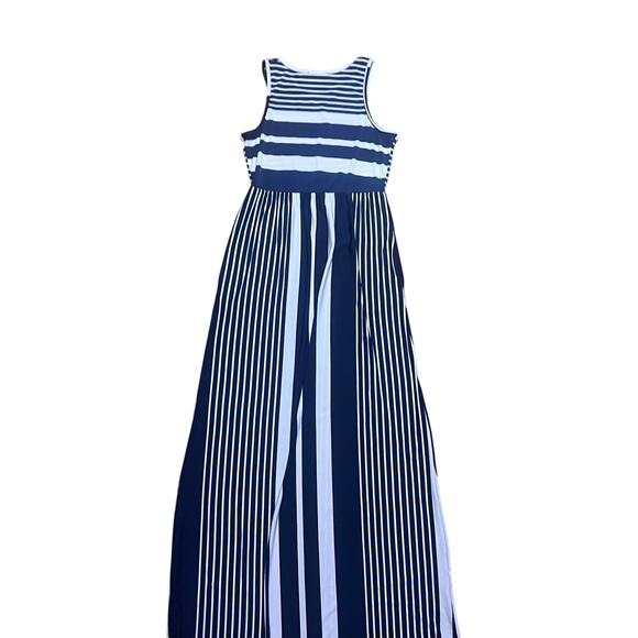Blue White Striped Maxi Dress Sleeveless Stretchy Long Summer Dress Size Medium - Picture 11 of 12